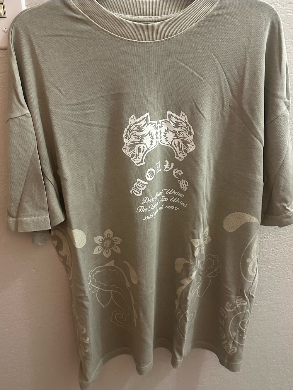 Darc Sport the Tale of Two Wolves tee